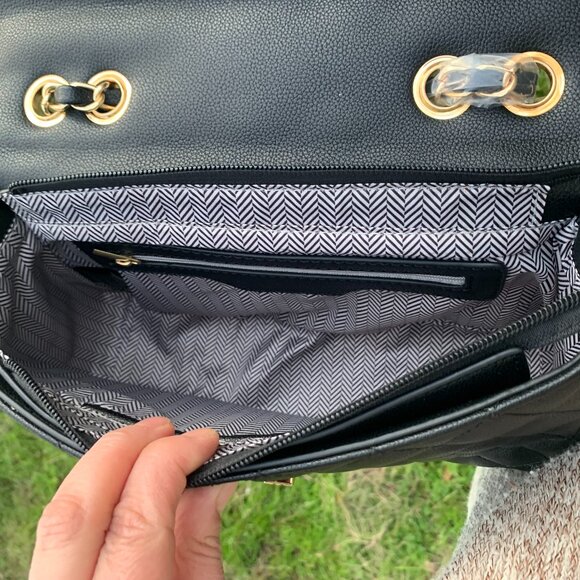 New Isabelle Vegan Leather Quilted Medium Black Shoulder Bag - Picture 8 of 12